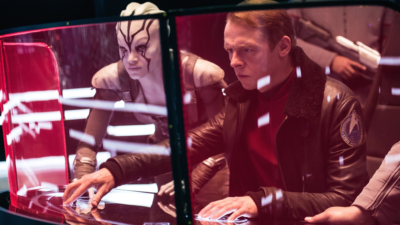 Left to right: Sofia Boutella plays Jaylah and Simon Pegg plays Scotty in Star Trek Beyond from Paramount Pictures, Skydance, Bad Robot, Sneaky Shark and Perfect Storm Entertainment