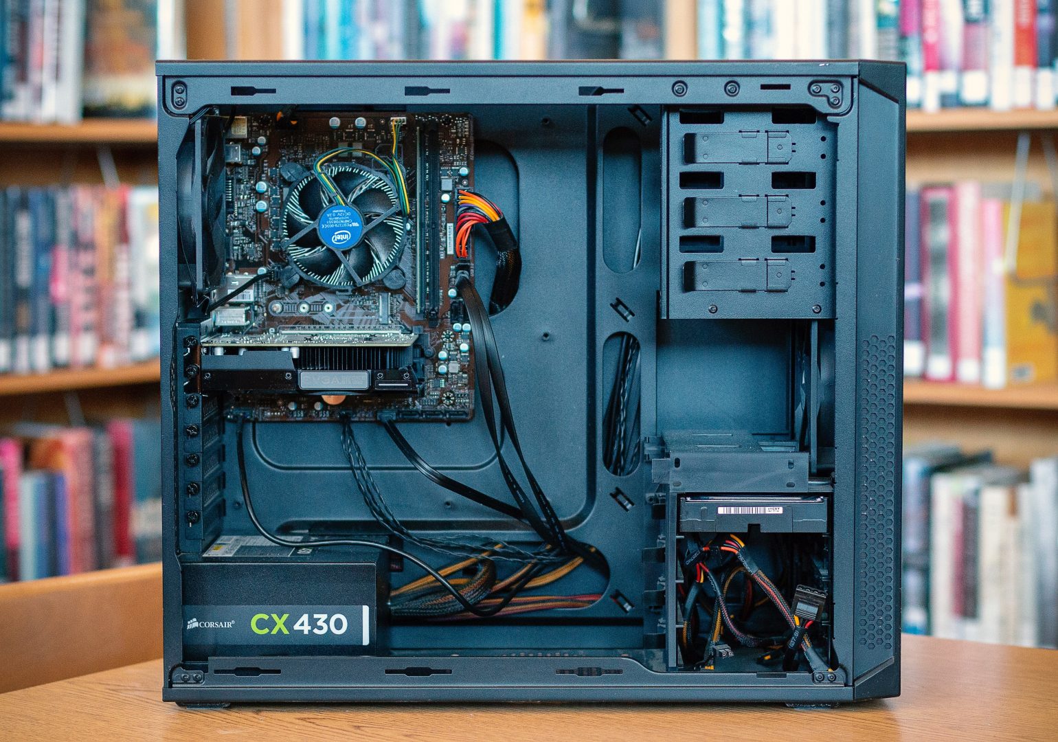 ergonomic Build Your Own Gaming Desktop Computer 